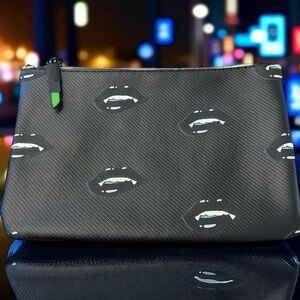 IPSY Halloween Glam Bag Special Black and Green w/ Lips, Metal Zip EUC 🖤💚🖤